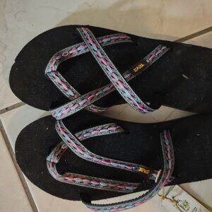 Y2k style beach sandals size 7 NWT